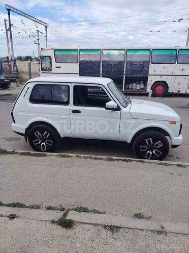 LADA (VAZ) Niva-4