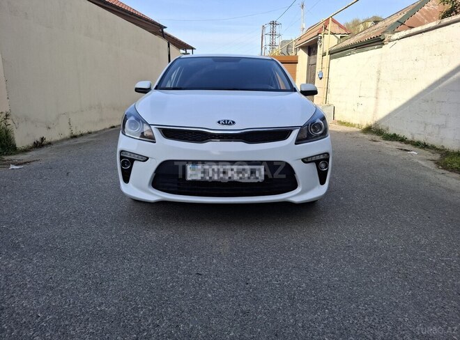 Kia Rio-1