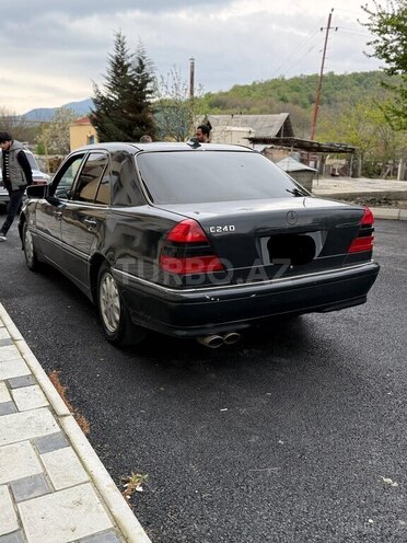 Mercedes C 240-3