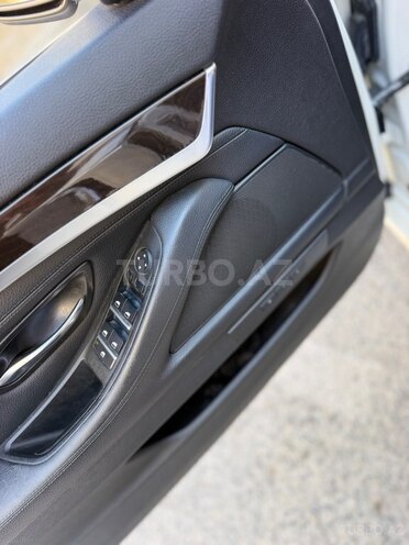 BMW 528-10