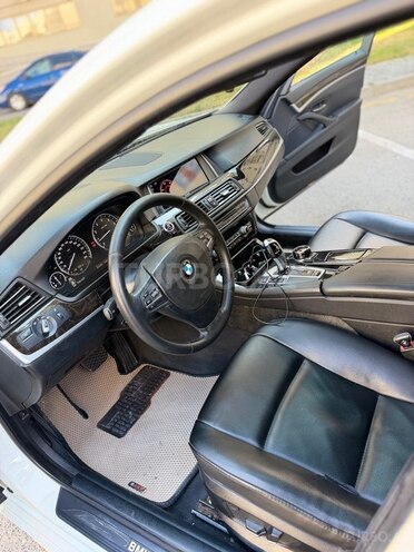 BMW 528-11