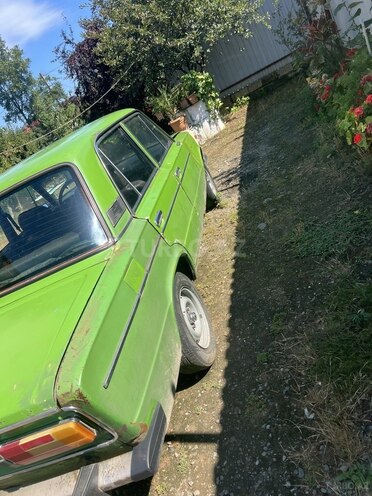 LADA (VAZ) 2106-4