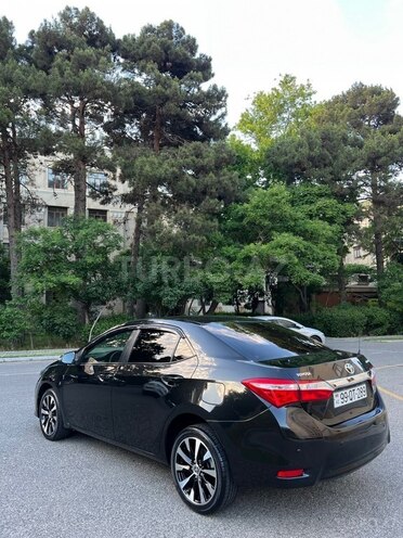 Toyota Corolla-5