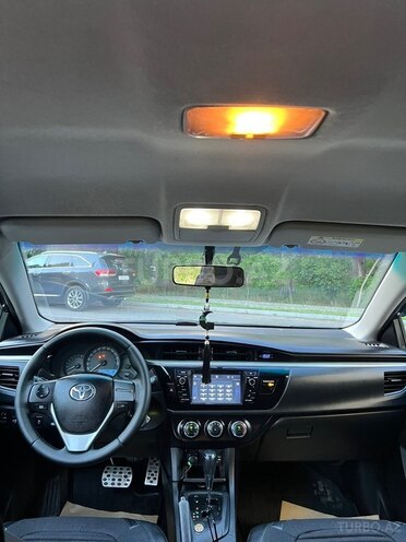 Toyota Corolla-9