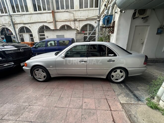 Mercedes C 230-3