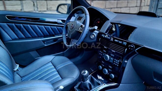 Opel Astra-11