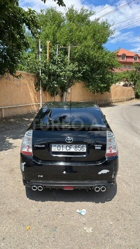 Toyota Prius-2