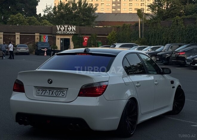 BMW 525-10