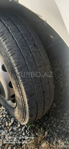 Ford Transit-8