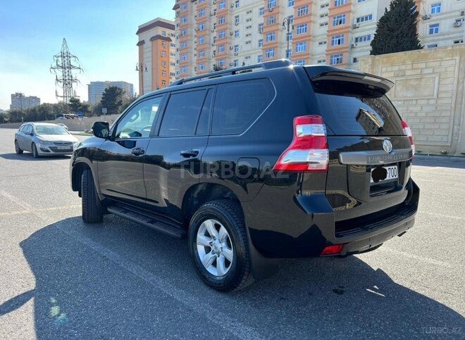 Toyota Land Cruiser Prado-2