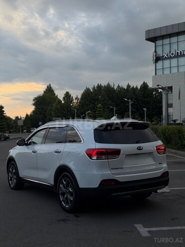 Kia Sorento-6