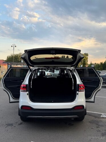 Kia Sorento-14