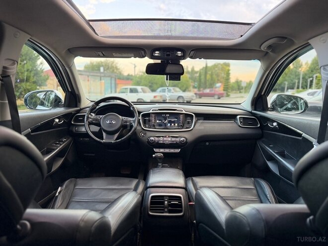 Kia Sorento-8