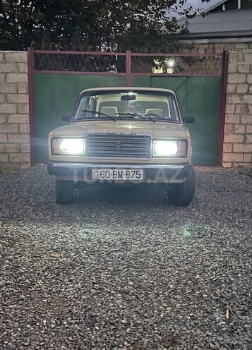 LADA (VAZ) 2107-1