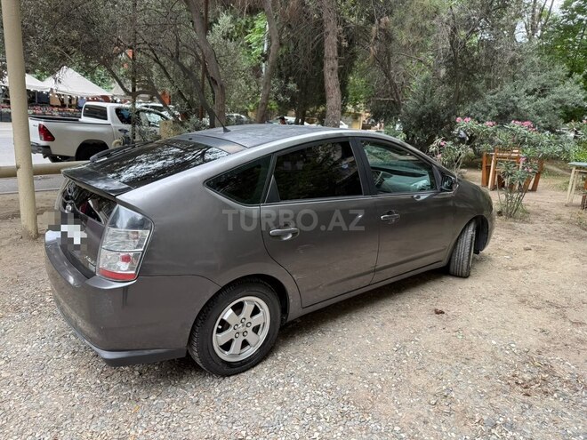 Toyota Prius-6
