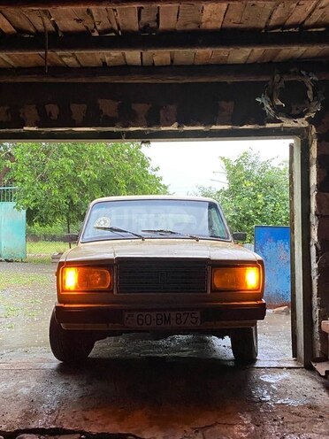 LADA (VAZ) 2107-8