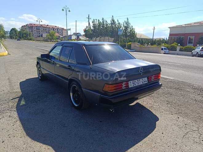 Mercedes 190-6