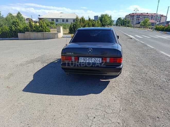 Mercedes 190-7