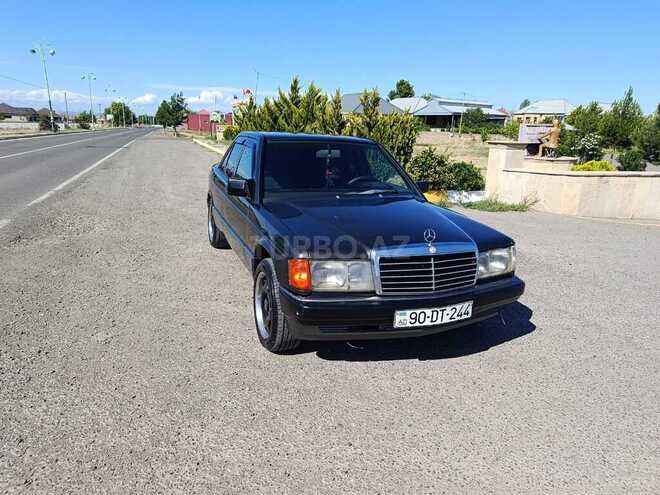 Mercedes 190-2