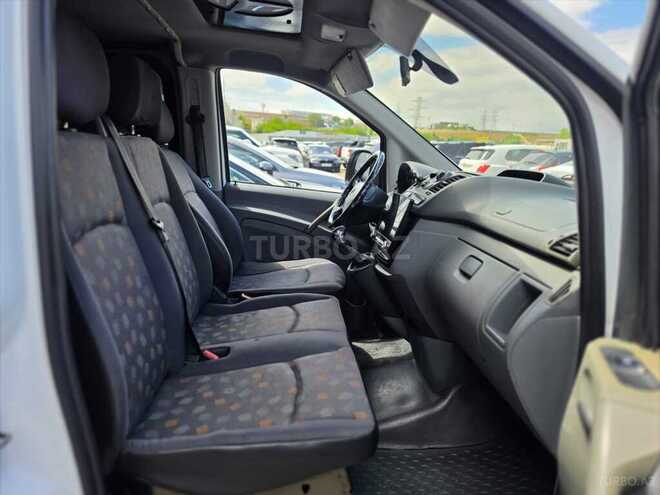 Mercedes Vito 111 CDI-11