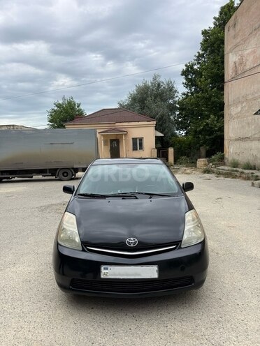 Toyota Prius-1