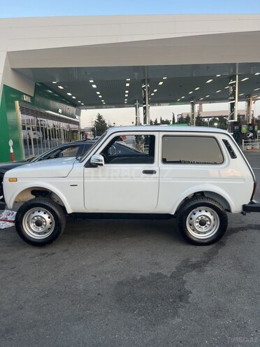 LADA (VAZ) Niva-6