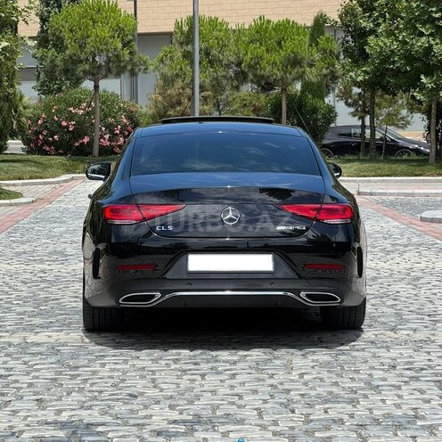 Mercedes CLS 300-8