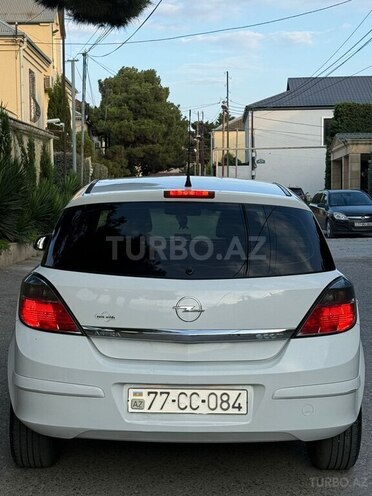 Opel Astra-2