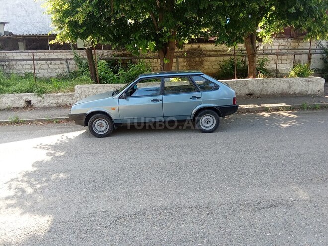 LADA (VAZ) 2109-2