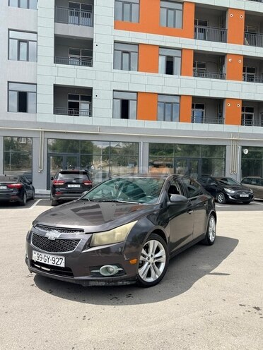 Chevrolet Cruze-1