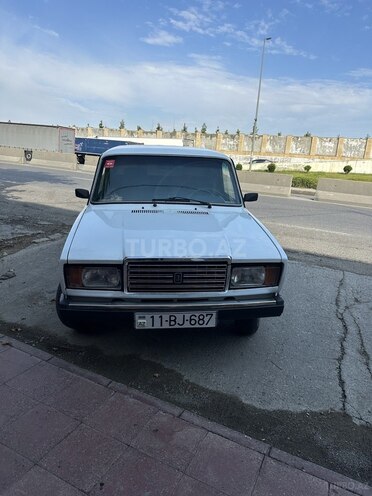 LADA (VAZ) 2107-1
