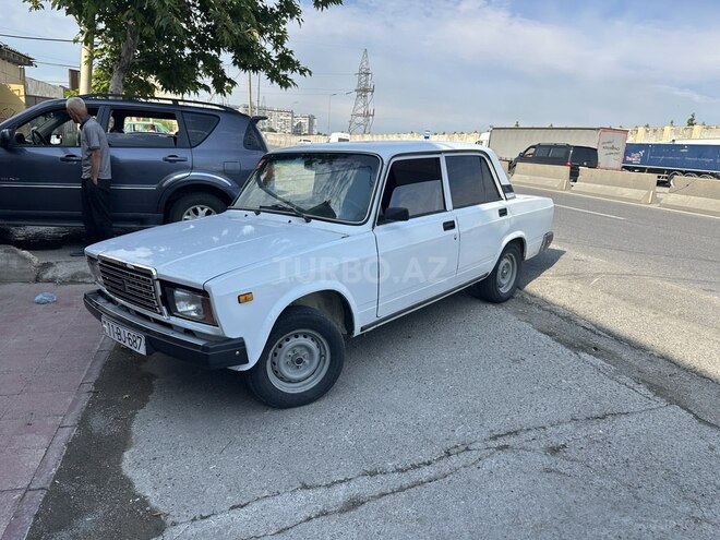 LADA (VAZ) 2107-2