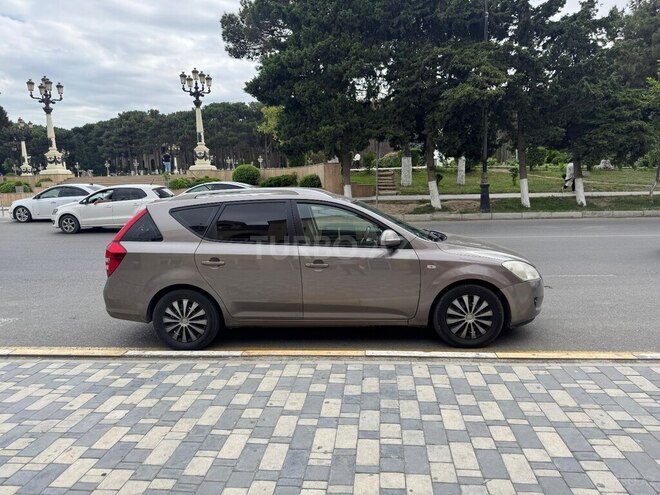 Kia Ceed SW-16
