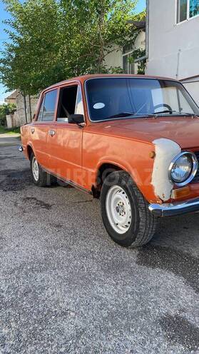 LADA (VAZ) 21011-2