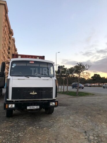 MAZ 54323-6