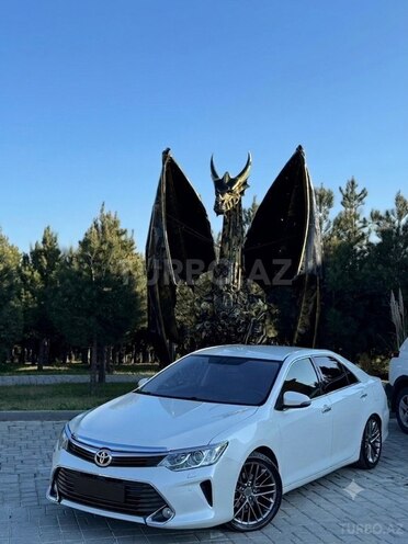 Toyota Camry-1