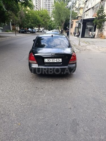 Hyundai Elantra-9