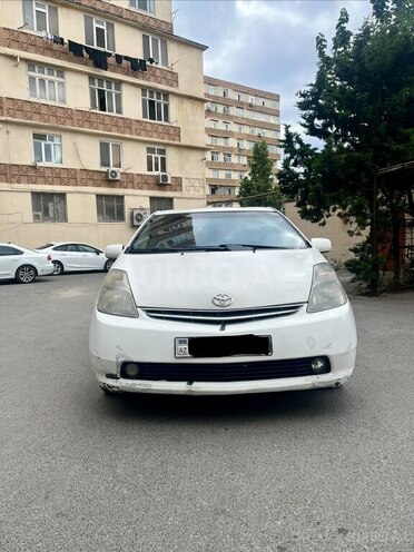 Toyota Prius-2