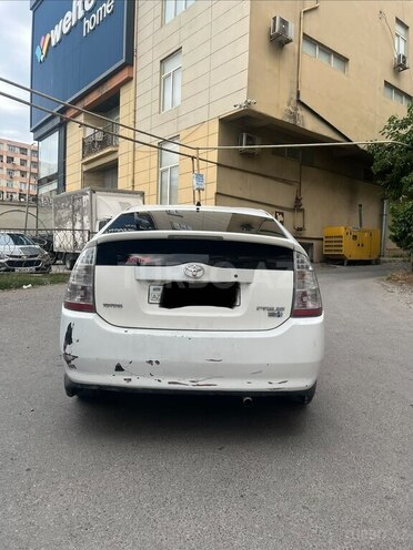 Toyota Prius-3