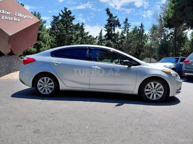 Kia Forte-12