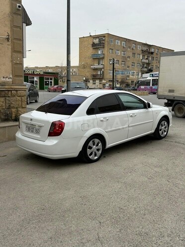 Daewoo Gentra-12