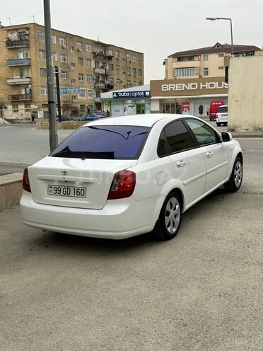 Daewoo Gentra-2