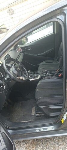 Toyota Yaris-5