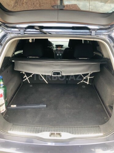 Opel Astra-12