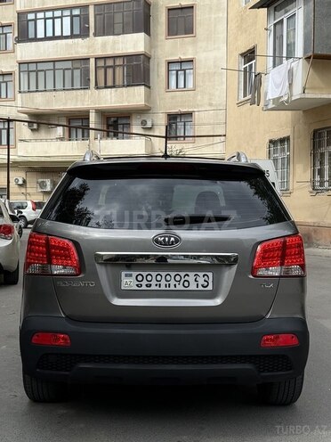 Kia Sorento-7