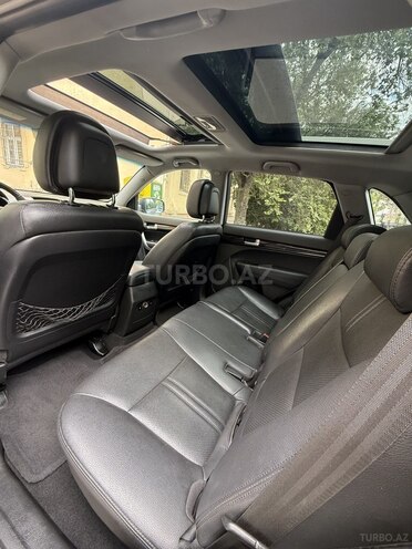 Kia Sorento-10