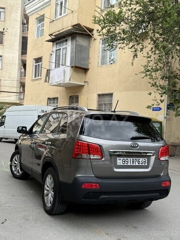 Kia Sorento-8