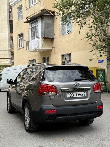 Kia Sorento-9
