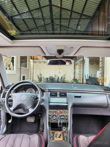 Mercedes E 200-7