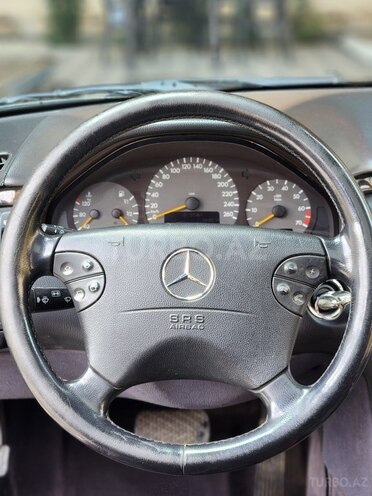Mercedes E 200-9